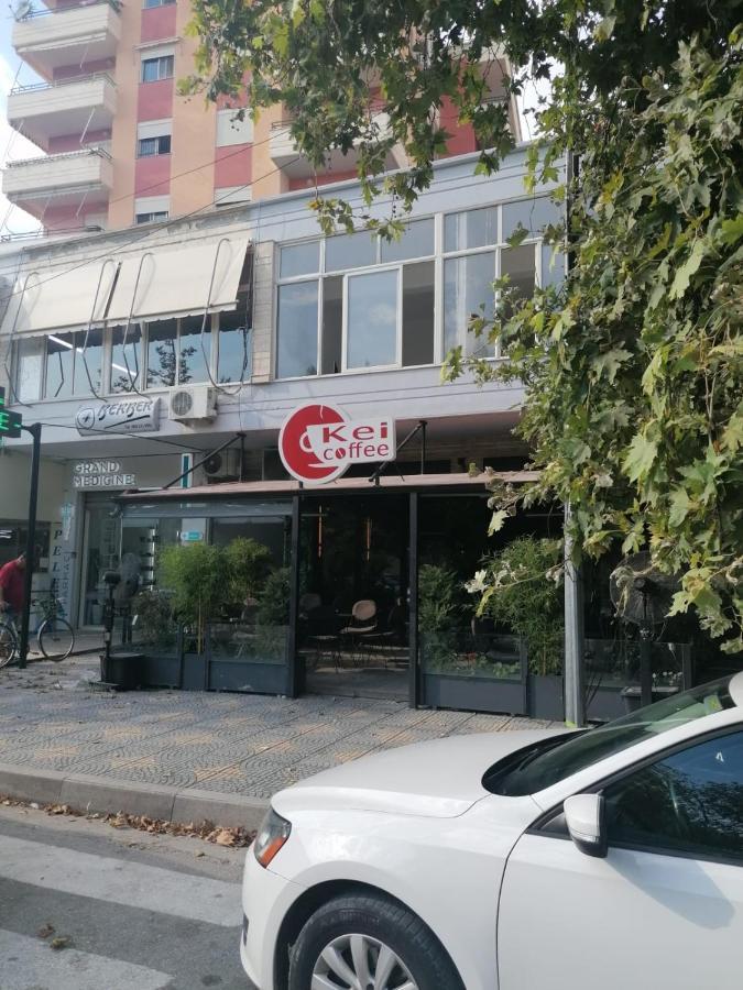 Appartamento incantevole con posto auto privato Vlorë Esterno foto